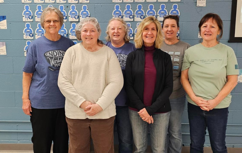 Cinda Bartz, MaryAnn McDowell, Linda Rambo, Nancy Fink and Mary Lou Foss volunteering at FMSC Libertyville.